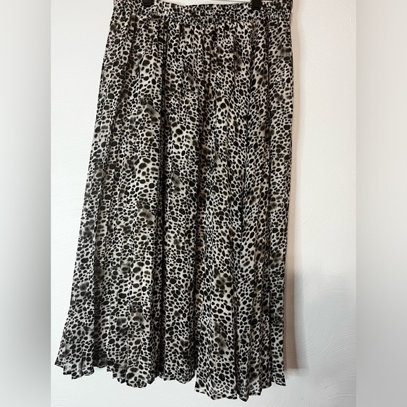 A New Day Leopard Chiffon Pleated Skirt - Picture 1 of 6